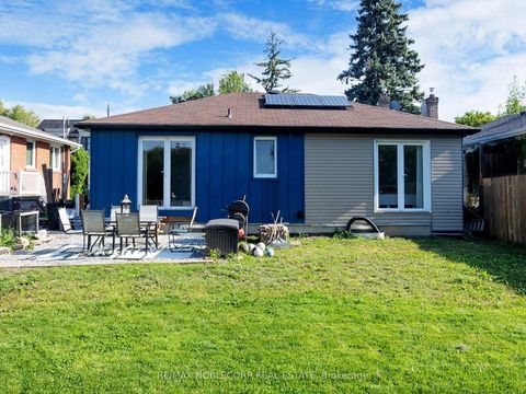 Photo 38 at 100 Rockport Crescent, Crosby, Richmond Hill