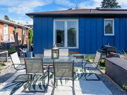 Photo 40 at 100 Rockport Crescent, Crosby, Richmond Hill