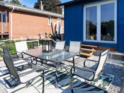 Photo 41 at 100 Rockport Crescent, Crosby, Richmond Hill
