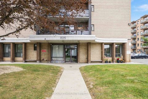 Photo 2 at 206 - 825 Kennedy Road, Ionview, Toronto