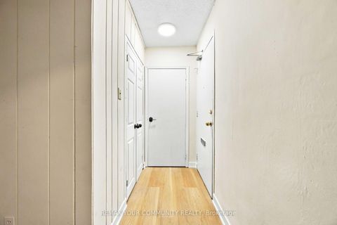 Photo 3 at 206 - 825 Kennedy Road, Ionview, Toronto
