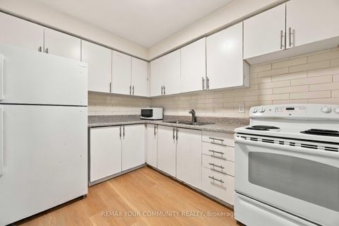 Photo 8 at 206 - 825 Kennedy Road, Ionview, Toronto