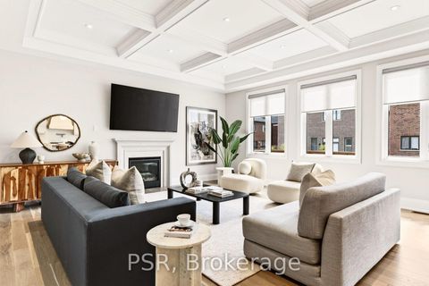 Photo 11 at 33 Pine Heights Drive, Vellore Village, Vaughan