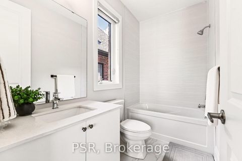 Photo 29 at 33 Pine Heights Drive, Vellore Village, Vaughan