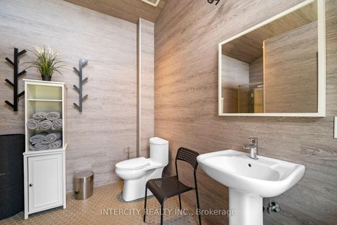 Photo 47 at 34 Rosebud Court, Kleinburg, Vaughan
