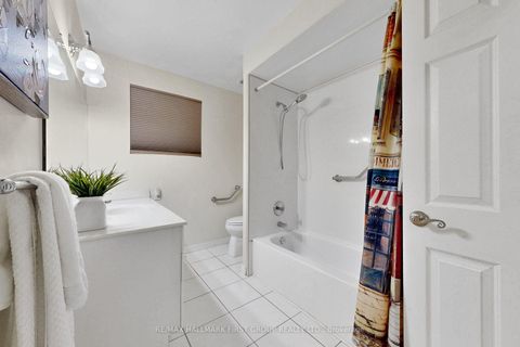 Photo 9 at 789 Hillcrest Road, West Shore, Pickering
