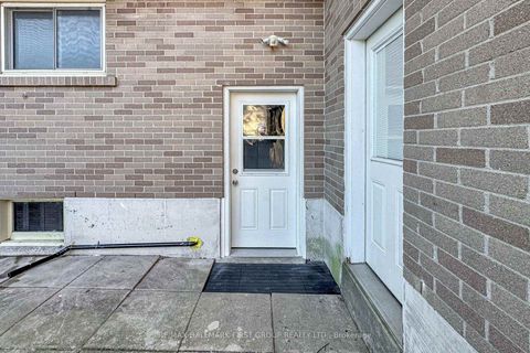 Photo 32 at 789 Hillcrest Road, West Shore, Pickering