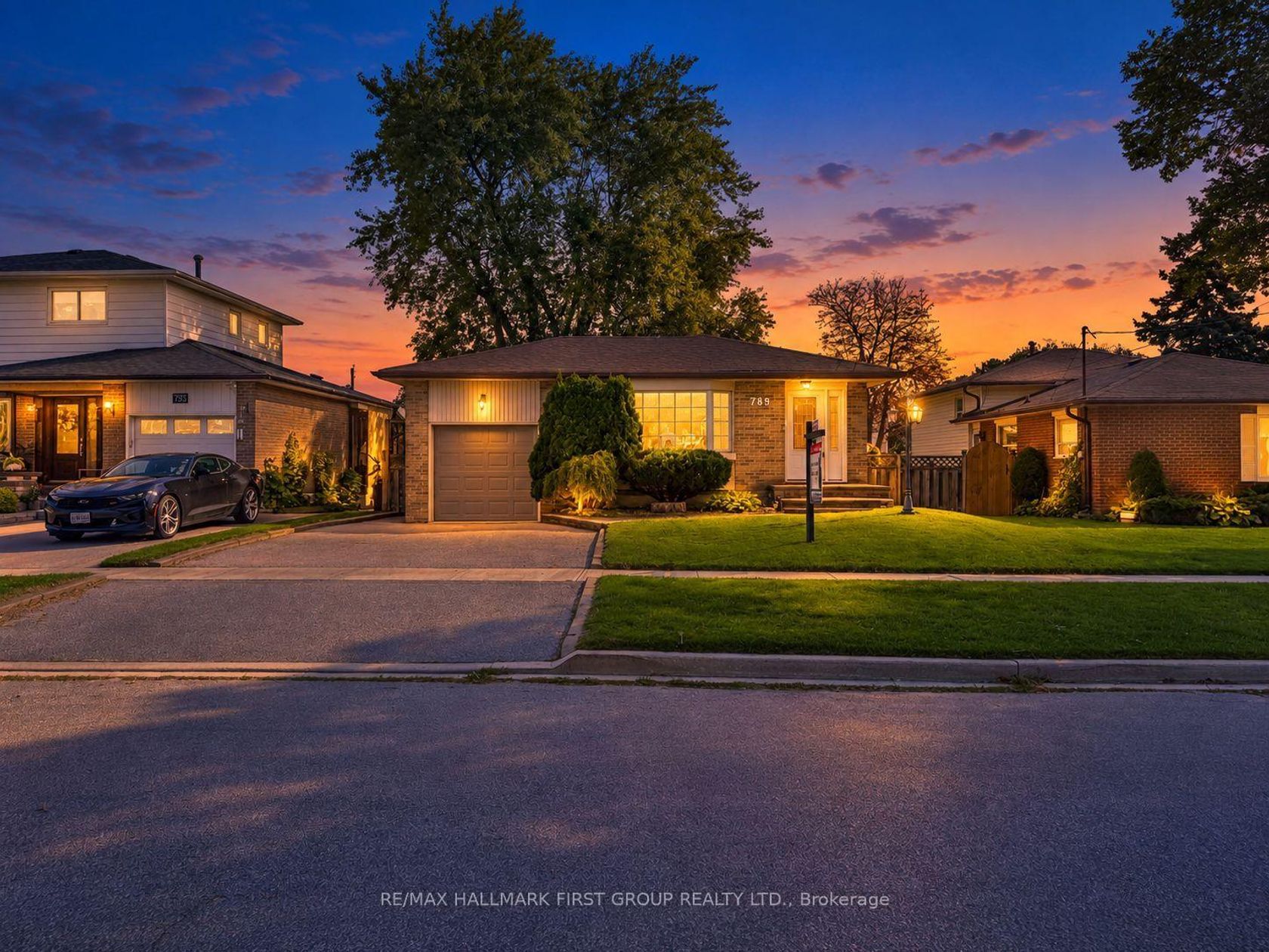 789 Hillcrest Road, West Shore, Pickering 