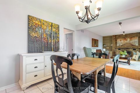 Photo 10 at 1 Susan Place, Sunnidale, Barrie