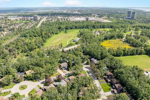 Photo 46 at 1 Susan Place, Sunnidale, Barrie