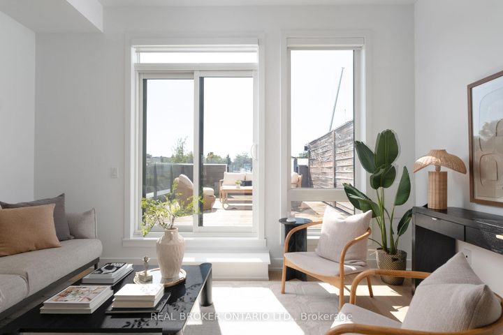 Photo 6 at 62A Perth Avenue, Dufferin Grove, Toronto