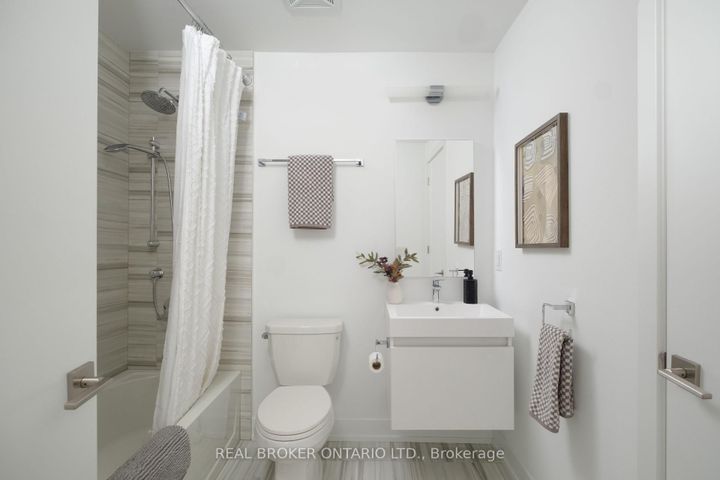 Photo 20 at 62A Perth Avenue, Dufferin Grove, Toronto