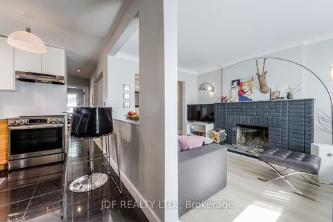 Photo 4 at 313 Vaughan Road, Cedarvale, Toronto