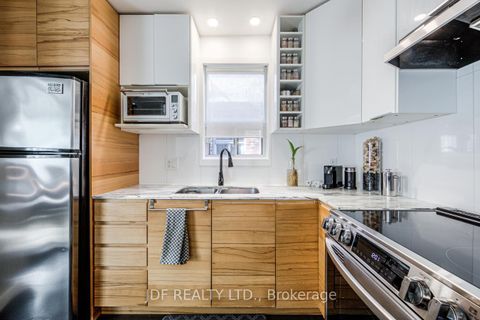 Photo 14 at 313 Vaughan Road, Cedarvale, Toronto