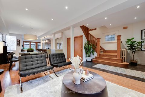 Photo 8 at 136 Arlington Avenue, Cedarvale, Toronto