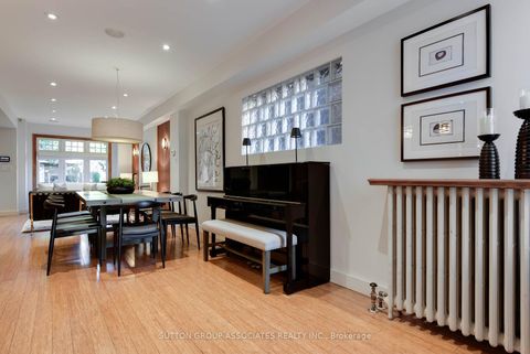 Photo 12 at 136 Arlington Avenue, Cedarvale, Toronto