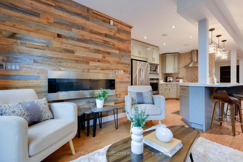 Photo 20 at 136 Arlington Avenue, Cedarvale, Toronto