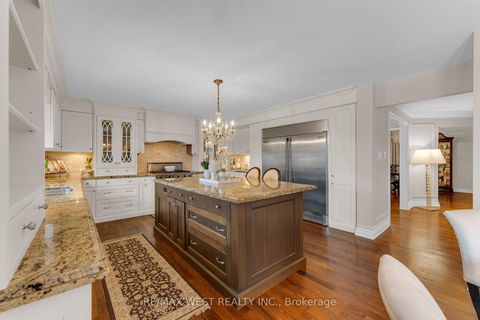 Photo 3 at 93 Fern Valley Crescent, Oak Ridges, Richmond Hill