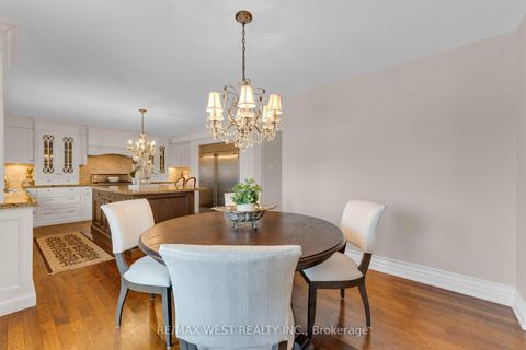 Photo 11 at 93 Fern Valley Crescent, Oak Ridges, Richmond Hill