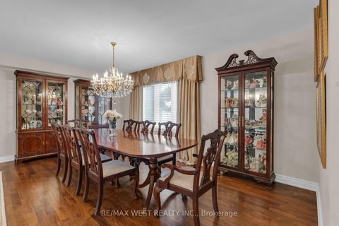 Photo 17 at 93 Fern Valley Crescent, Oak Ridges, Richmond Hill