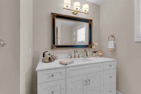 Photo 33 at 93 Fern Valley Crescent, Oak Ridges, Richmond Hill