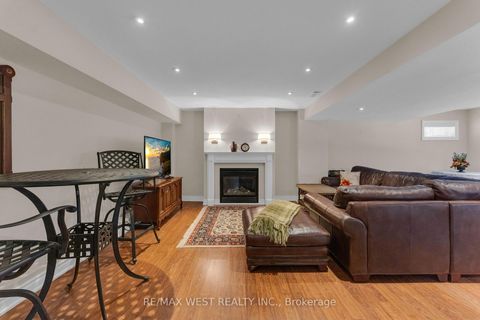 Photo 42 at 93 Fern Valley Crescent, Oak Ridges, Richmond Hill