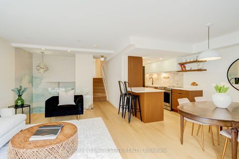 Photo 6 at A12 - 284 Mill Road, Markland Wood, Toronto
