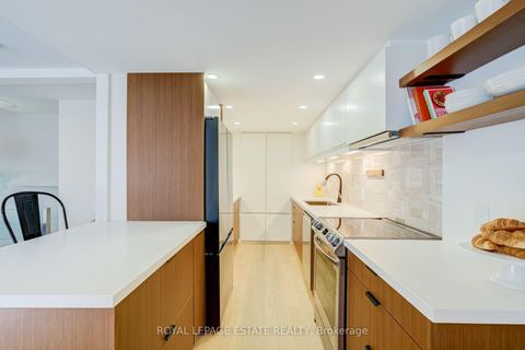 Photo 11 at A12 - 284 Mill Road, Markland Wood, Toronto