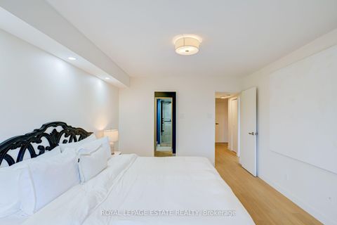 Photo 23 at A12 - 284 Mill Road, Markland Wood, Toronto