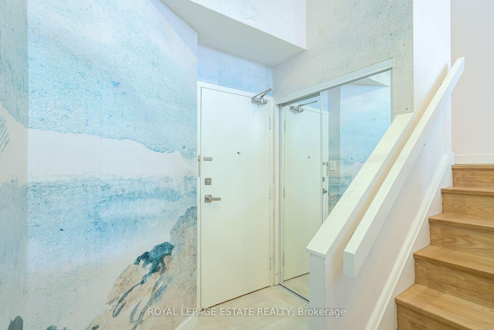 A12 - 284 Mill Road, Markland Wood, Toronto 