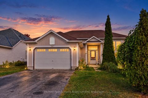 Photo 2 at 267 Spruce Street, Stayner, Clearview