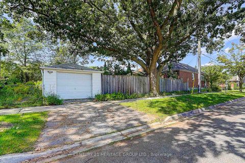 Photo 3 at 441 Rimilton Avenue, Alderwood, Toronto