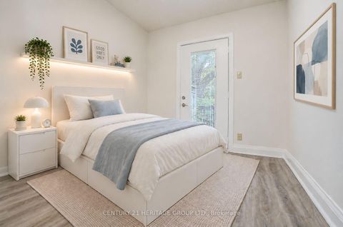 Photo 14 at 441 Rimilton Avenue, Alderwood, Toronto