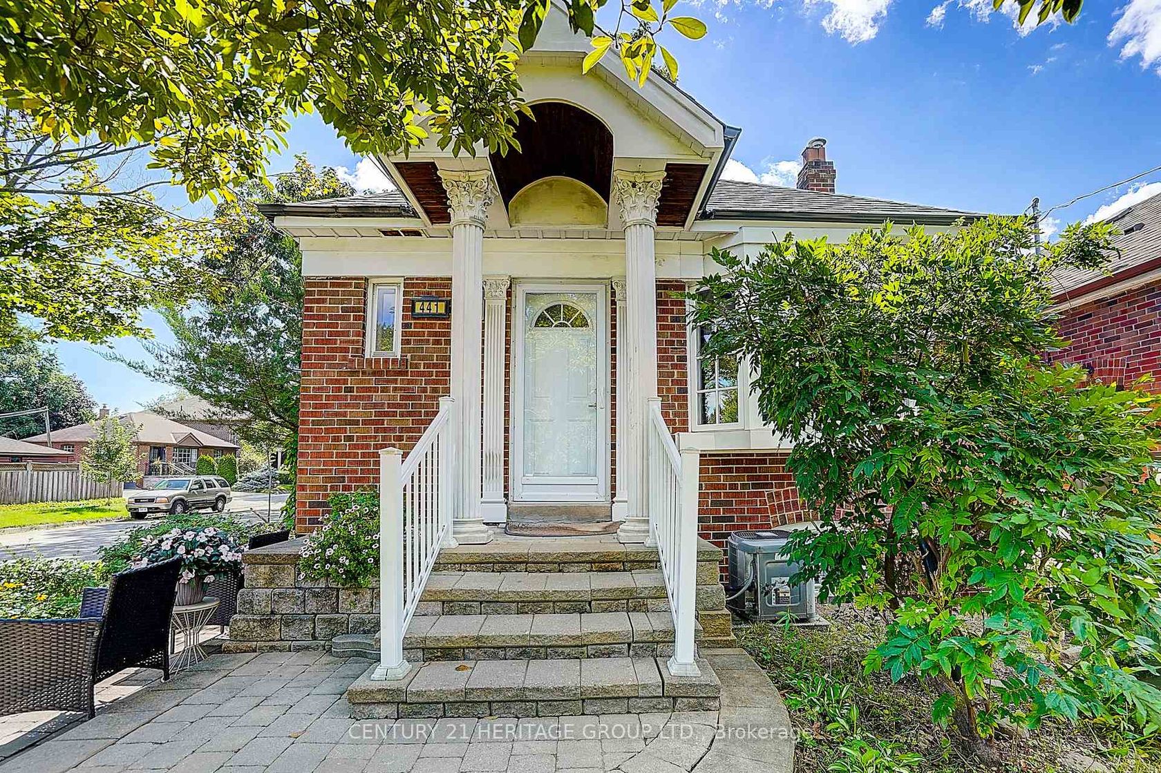 441 Rimilton Avenue, Alderwood, Toronto 