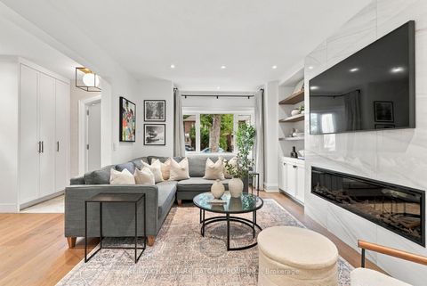 Photo 2 at 162 Chiltern Hill Road, Cedarvale, Toronto