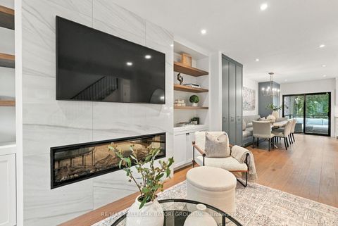 Photo 4 at 162 Chiltern Hill Road, Cedarvale, Toronto