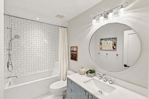 Photo 26 at 162 Chiltern Hill Road, Cedarvale, Toronto