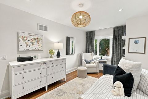 Photo 32 at 162 Chiltern Hill Road, Cedarvale, Toronto