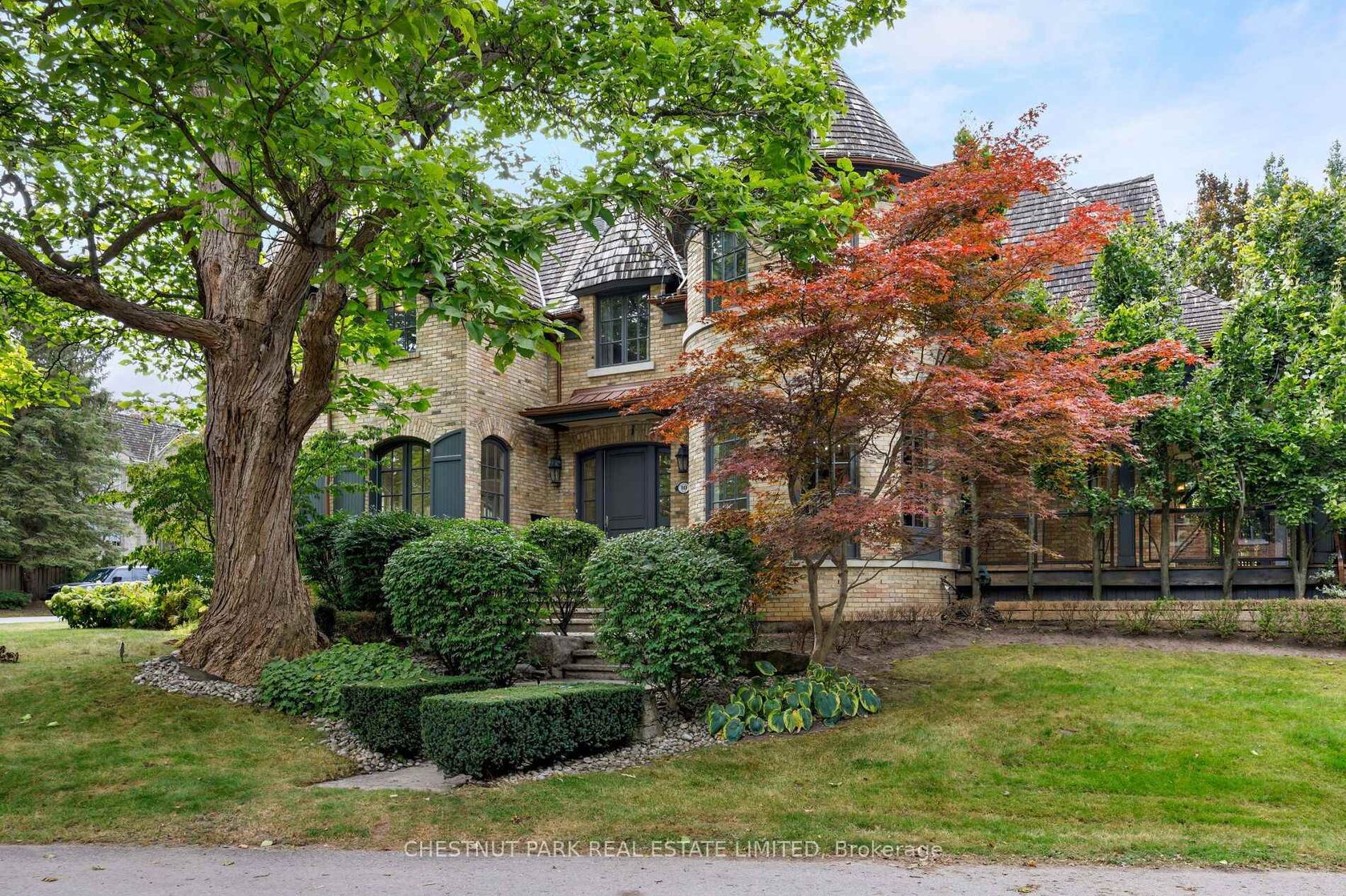 10 Blyth Dale Road, York Mills, Toronto 