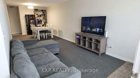 Photo 4 at 23 Chapman Avenue, Parkview, Toronto