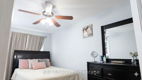 Photo 7 at 23 Chapman Avenue, Parkview, Toronto