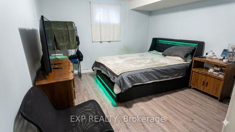 Photo 14 at 23 Chapman Avenue, Parkview, Toronto