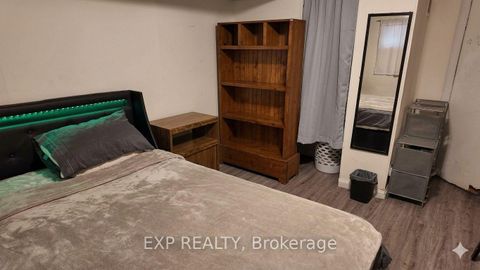 Photo 15 at 23 Chapman Avenue, Parkview, Toronto