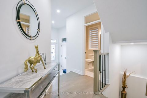Photo 2 at 41 Auburn Court, Ardagh, Barrie