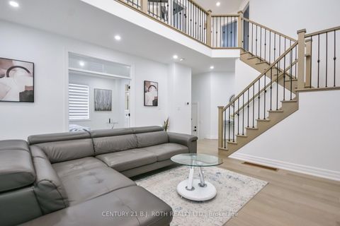 Photo 7 at 41 Auburn Court, Ardagh, Barrie