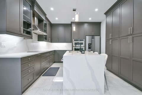 Photo 16 at 41 Auburn Court, Ardagh, Barrie