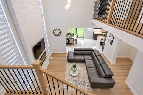 Photo 22 at 41 Auburn Court, Ardagh, Barrie