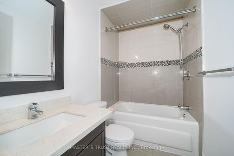 Photo 11 at 3 Longbow Square, Steeles, Toronto