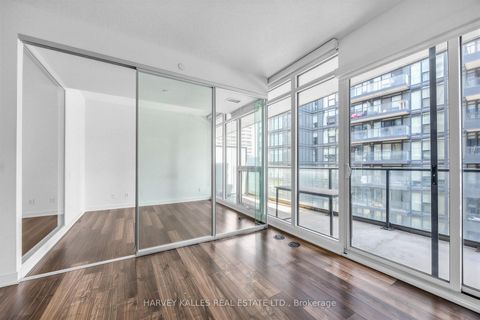 Photo 9 at 608 - 90 Queens Wharf Road, Waterfront Communities C1, Toronto