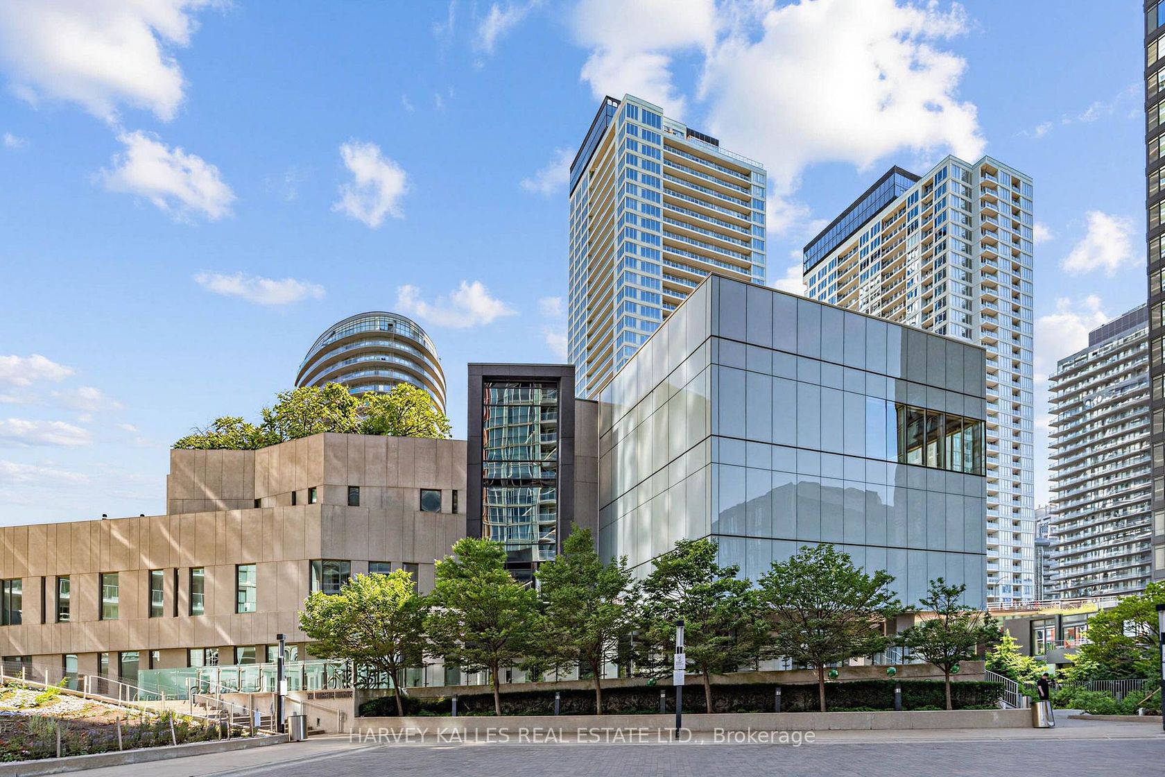 608 - 90 Queens Wharf Road, Waterfront Communities C1, Toronto 